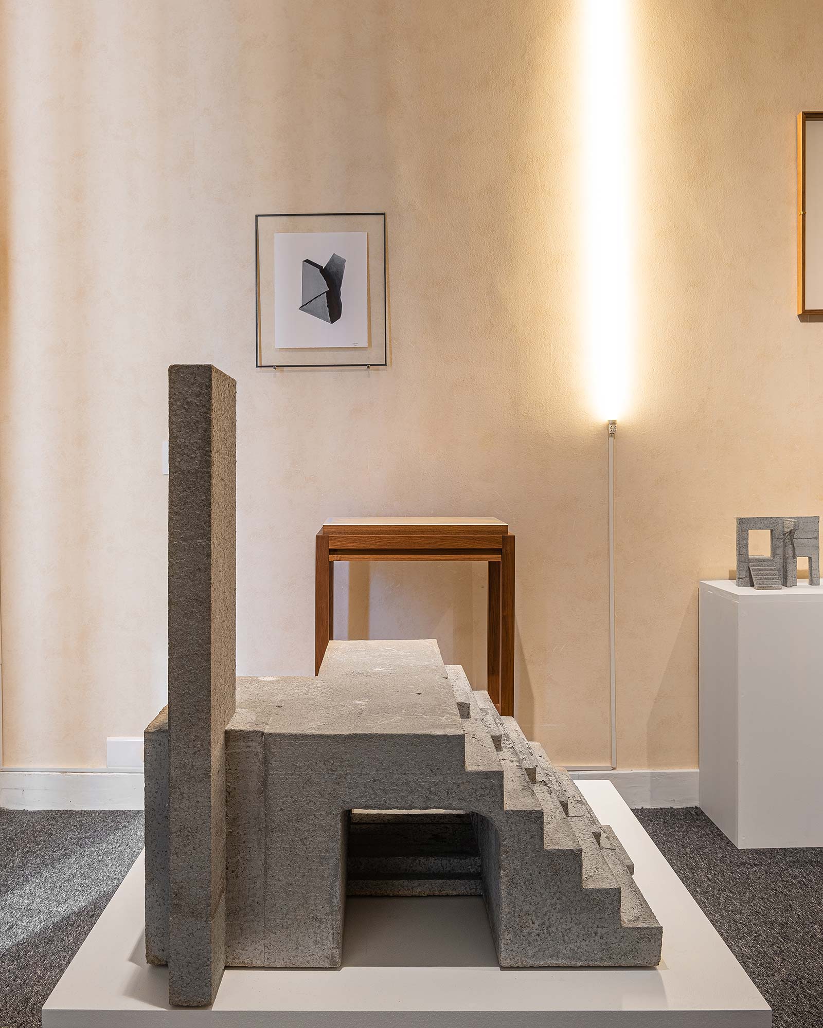 mattia listowski salon bienvenue art design objet décoration sculpture béton architecture dessin encre photographie argentique hôtel la louisiane paris 2021