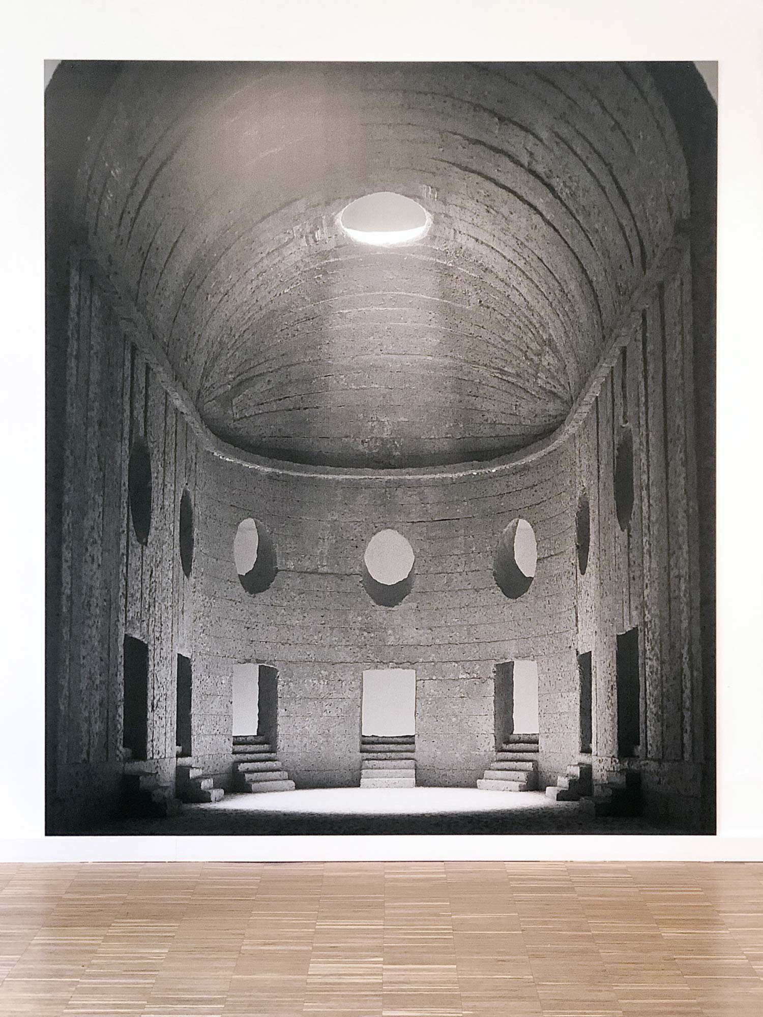 mattia listowski galerie stephanie jaax exposition duo show cyril bihain hors les ruines sculpture peinture dessin photographie installation bruxelles 2024