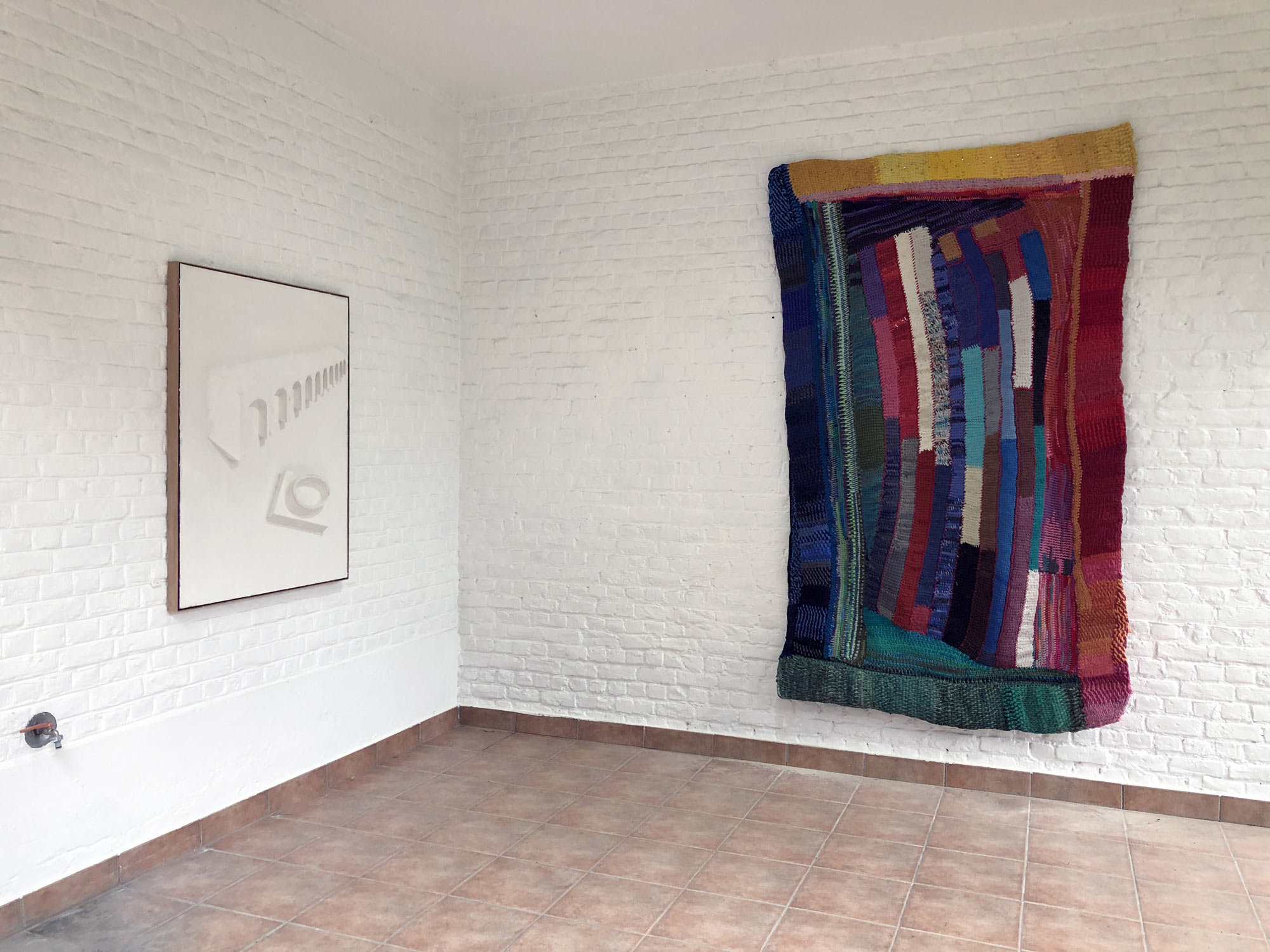 mattia listowski galerie stephanie jaax exposition duo show cyril bihain hors les ruines sculpture peinture dessin photographie installation bruxelles 2024