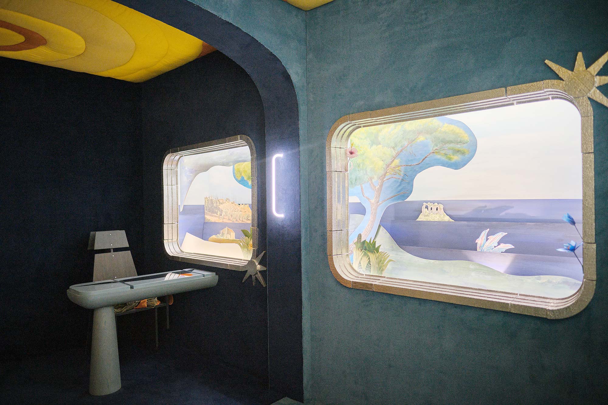 mattia listowski alice roux design parade 8 toulon piano sano lontano villa noailles hyeres exposition decor mise en scene train mediterranee prix enfants jeune public pitchouns sculpture installation paris bruxelles 2024 luc bertrand