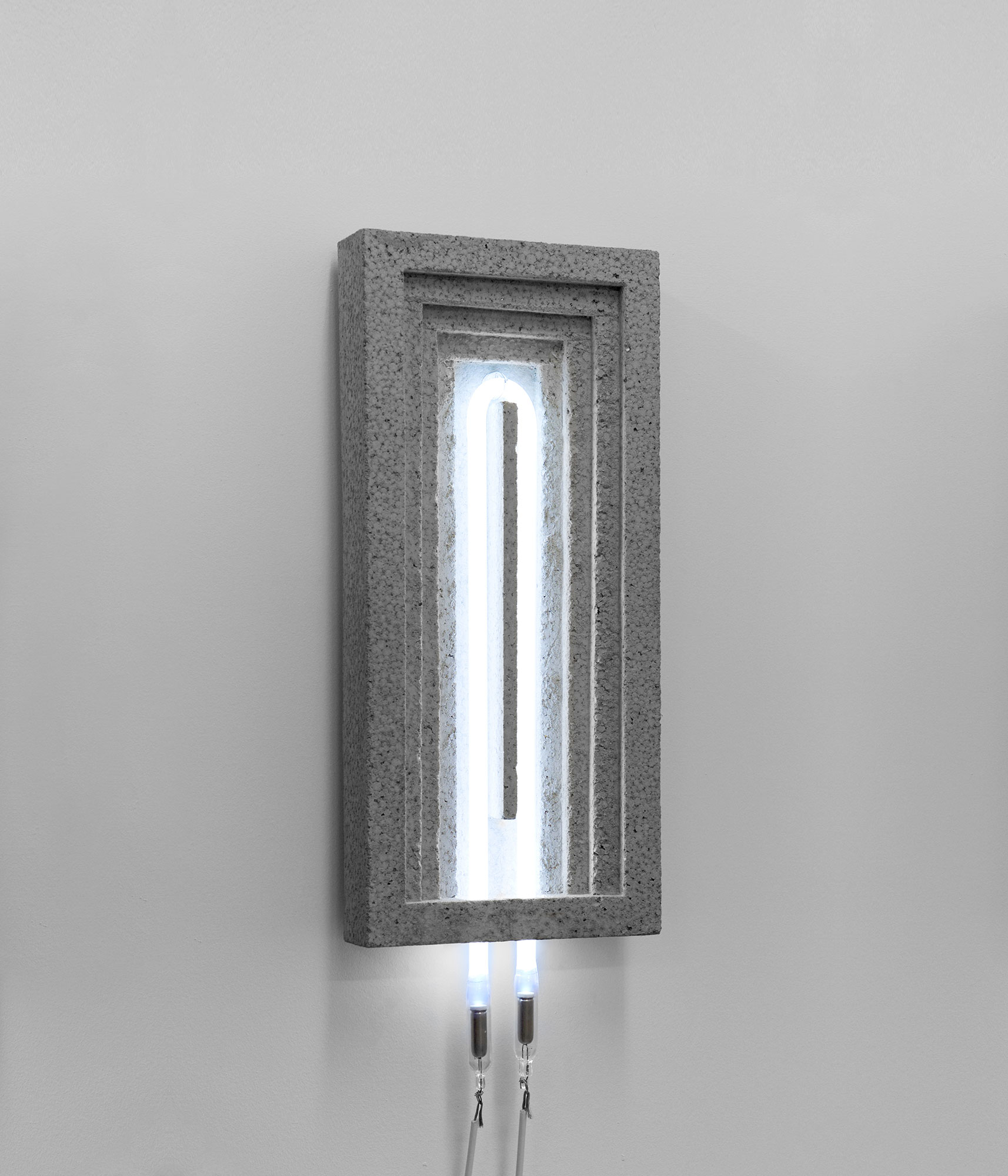 mattia listowski alice roux art design objet décoration sculpture béton moulage applique murale neon lampe édition limitée numérotée signée paris bruxelles 2021