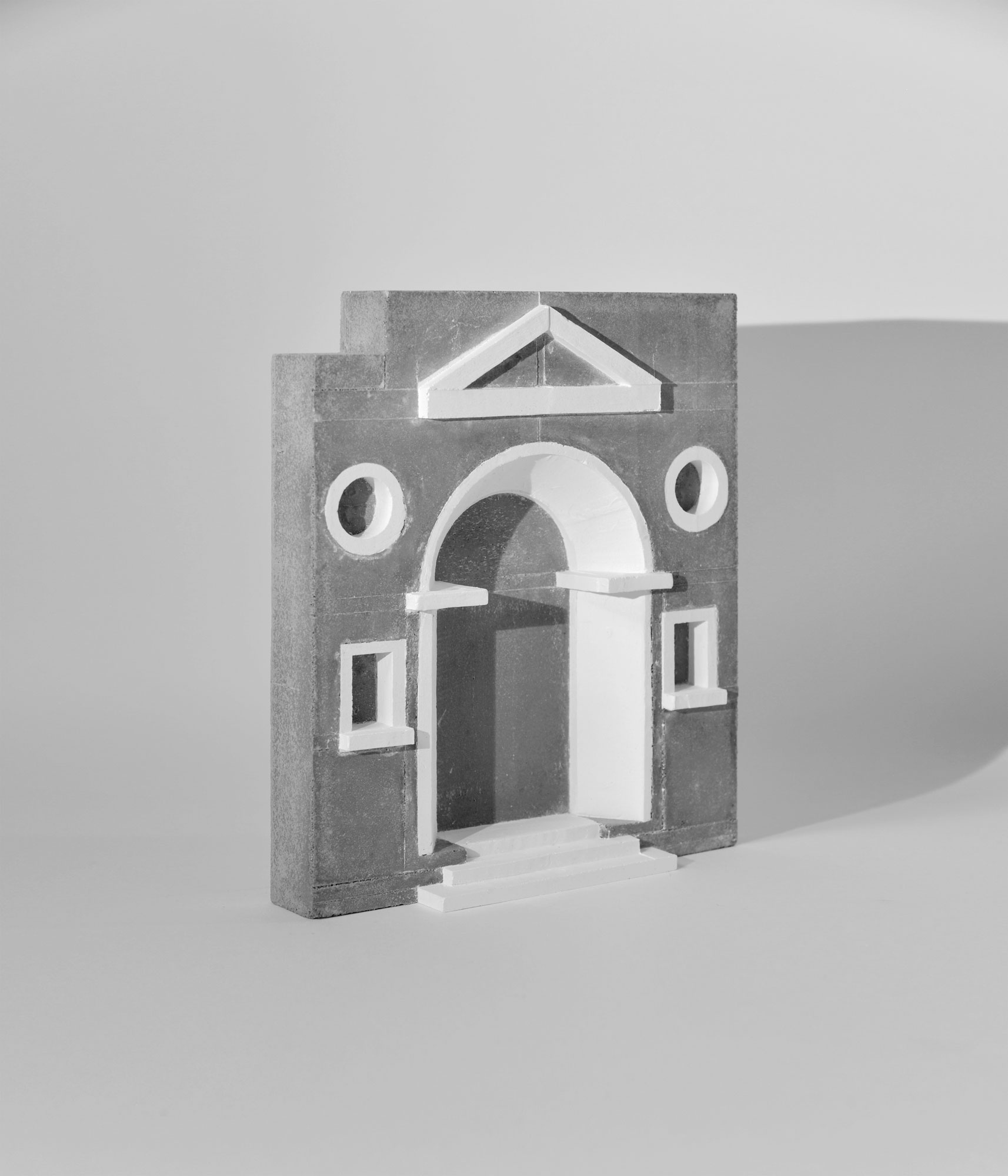 mattia listowski art design objet décoration sculpture béton plâtre moulage micro architecture maquette porte édition limitée numérotée signée paris bruxelles 2025