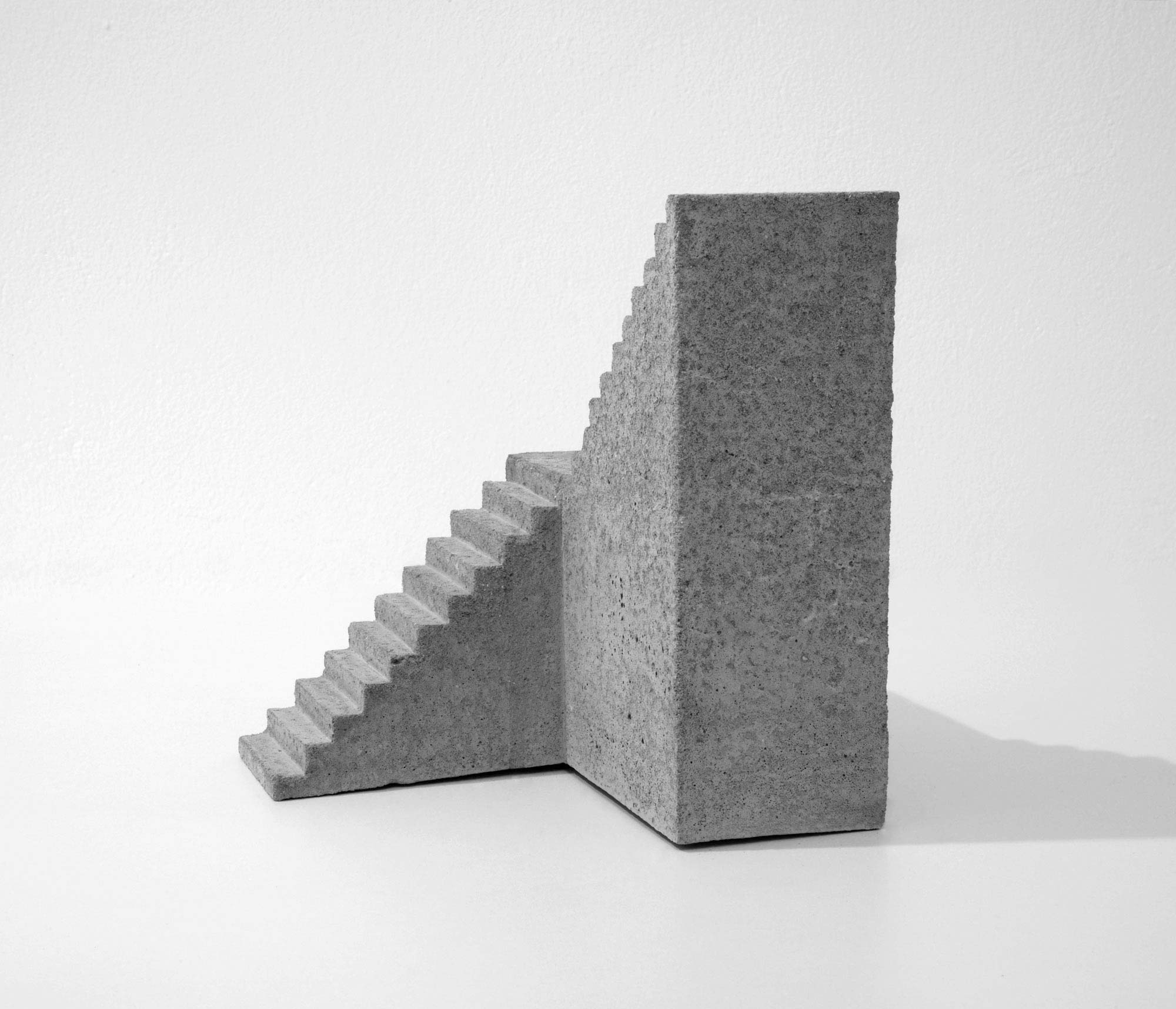 mattia listowski art design objet décoration sculpture béton moulage micro architecture maquette escalier double droite édition limitée numérotée signée paris bruxelles 2019