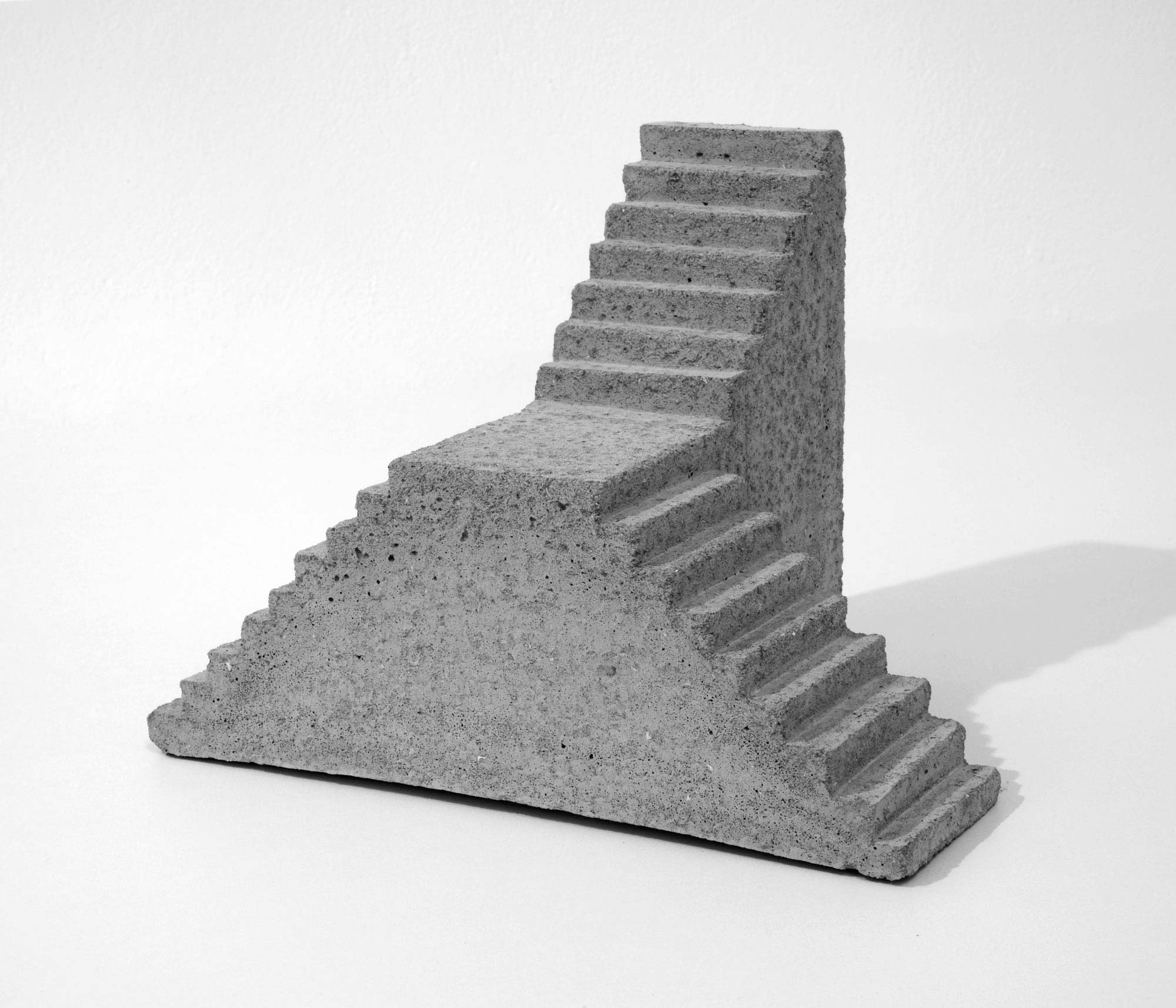 mattia listowski art design objet décoration sculpture béton moulage micro architecture maquette escalier double simple édition limitée numérotée signée paris bruxelles 2019