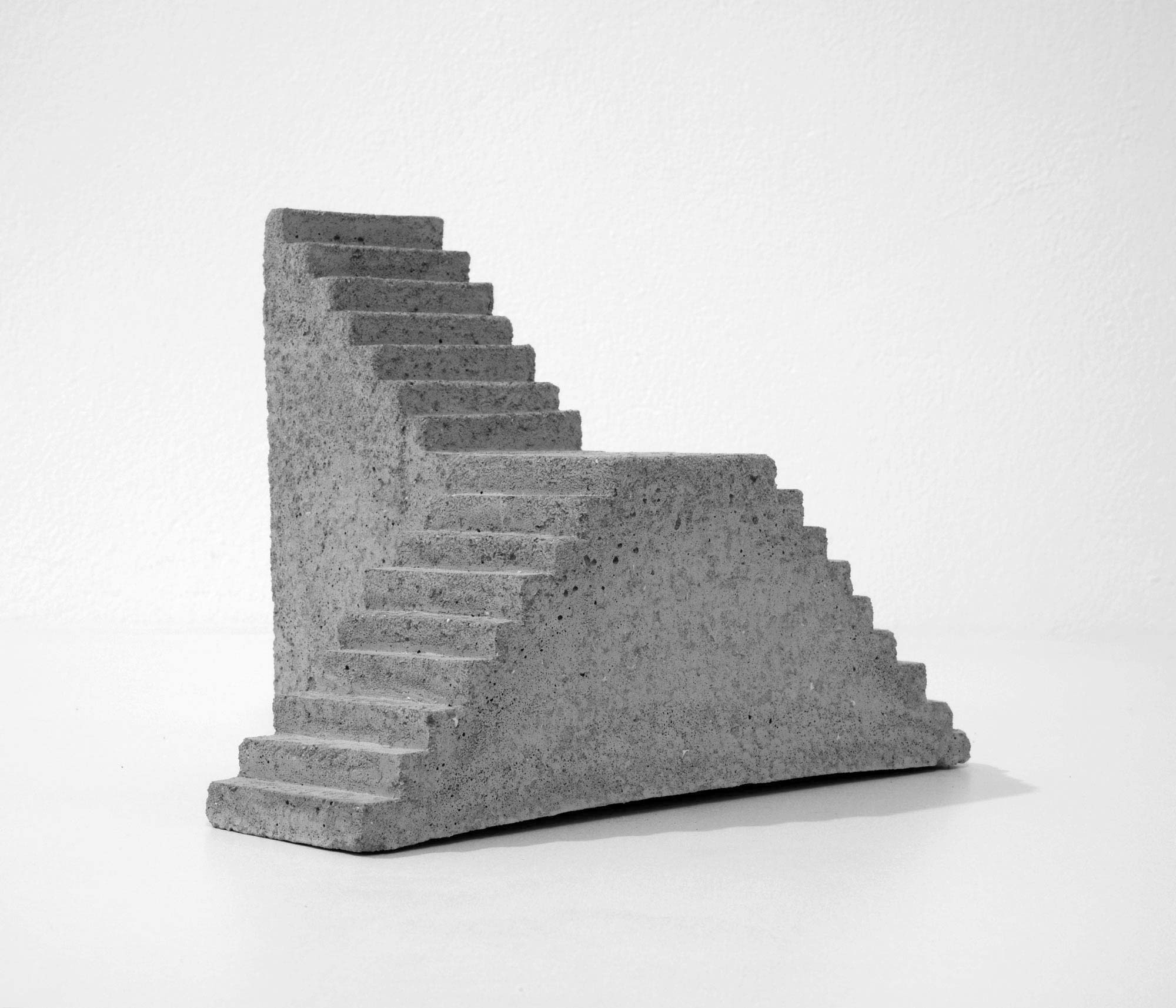 mattia listowski art design objet décoration sculpture béton moulage micro architecture maquette escalier double simple édition limitée numérotée signée paris bruxelles 2019