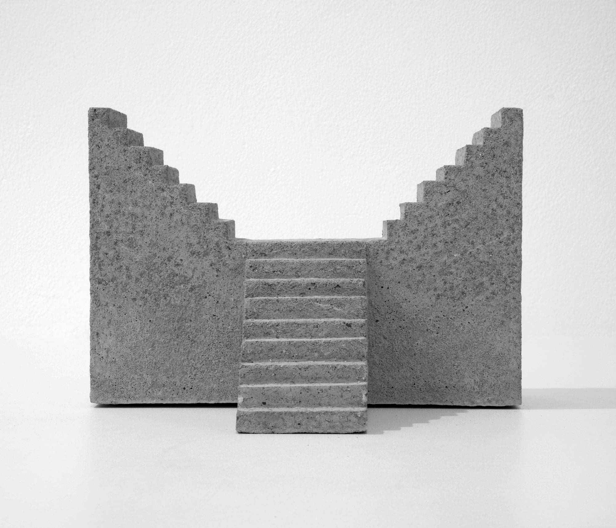 mattia listowski art design objet décoration sculpture béton moulage micro architecture maquette escalier simple double édition limitée numérotée signée paris bruxelles 2019