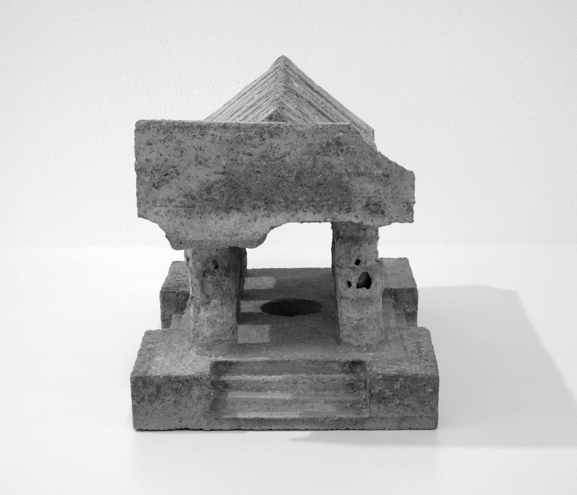 mattia listowski art design objet décoration sculpture béton moulage micro architecture maquette temple édition limitée numérotée signée paris bruxelles 2019