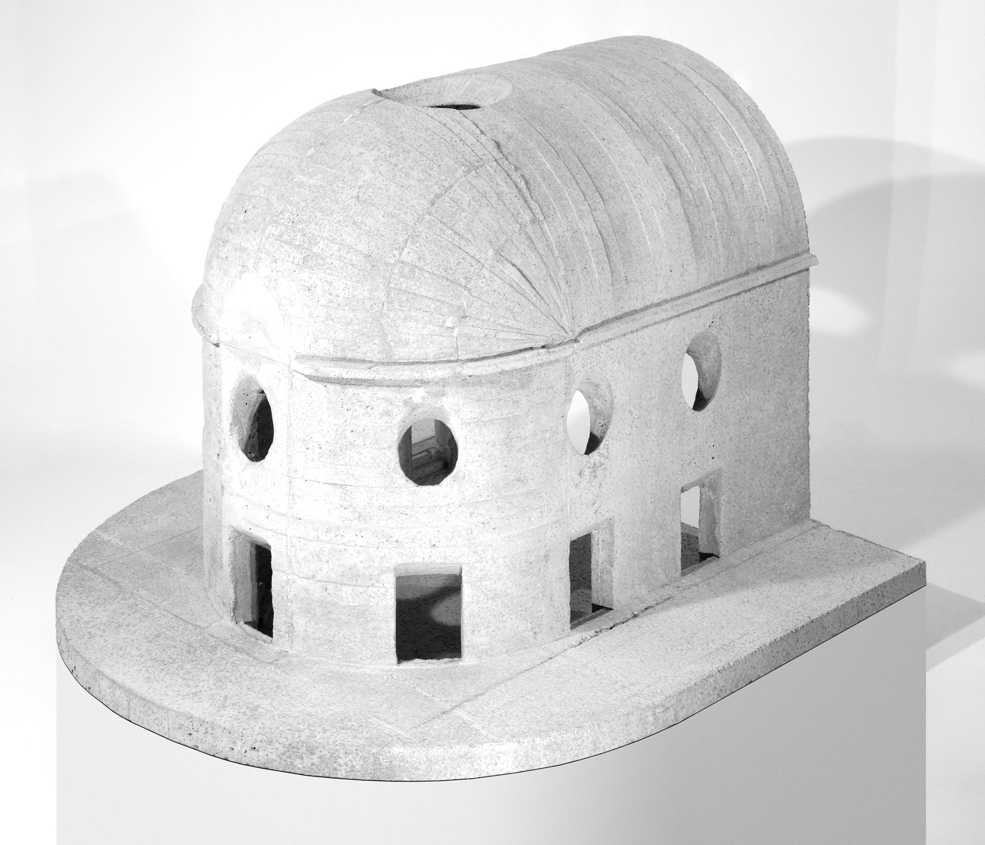 mattia listowski art design objet décoration sculpture béton moulage architecture maquette chapelle église cathédrale temple panthéon assemblée cénacle décor memento II édition limitée numérotée signée paris bruxelles 2021