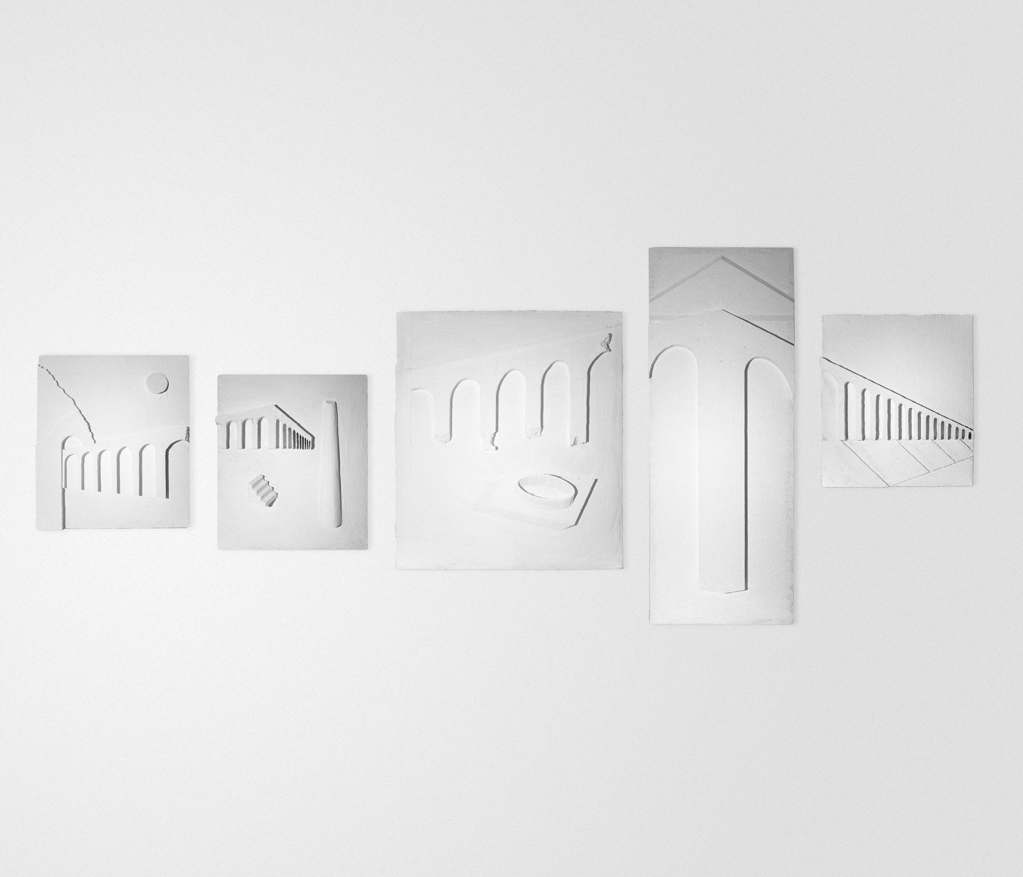 mattia listowski art sculpture peinture dessin perspective technique mixte plâtre frise relief 13 14 15 16 17 oeuvre unique signée paris bruxelles 2024